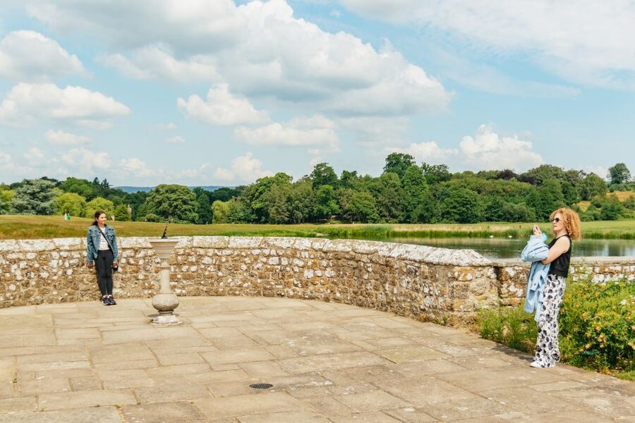 From London: Leeds Castle, Canterbury Cathedral & Dover - Who should take this tour?