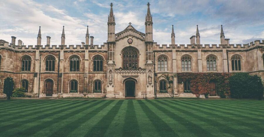 From London: Oxford and Cambridge Guided Day Tour - Climbing St. Mary the Great