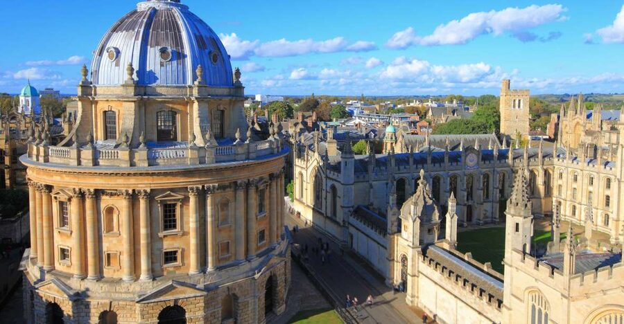 From London: Oxford by Rail & Harry Potter Insights Tour - Who should take this tour