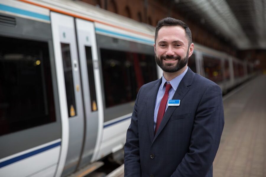 From London: Oxford by Rail & Harry Potter Insights Tour - Starting at Marylebone and riding to Oxford