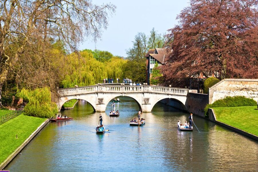 From London: Oxford & Cambridge Day Tour - The coach ride between Oxford and Cambridge