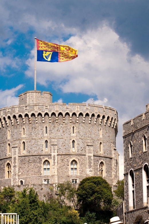 From London: Royal Windsor Afternoon Tour - The dollhouse and the problem of limited time