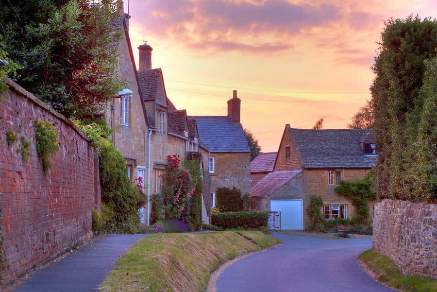 From London: Small Group Cotswolds Villages Tour - Key points at a glance