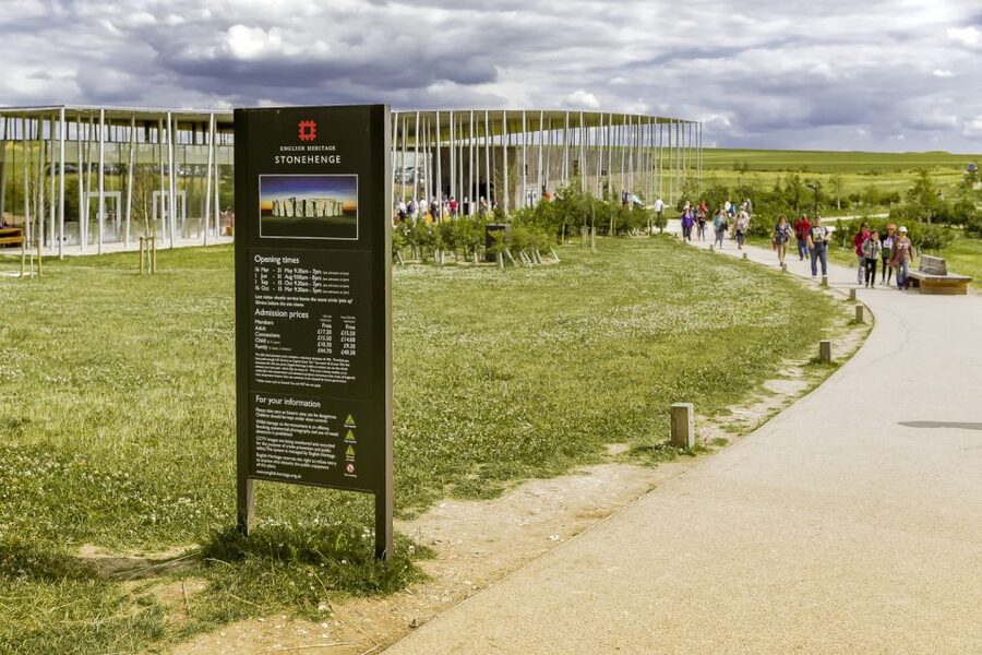 From London: Stonehenge Half-Day Tour - A straight run from Victoria Coach Station