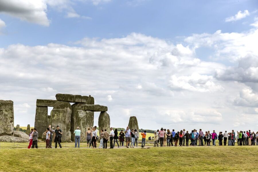 From London: Stonehenge Half-Day Tour - What the four-hour coach schedule means