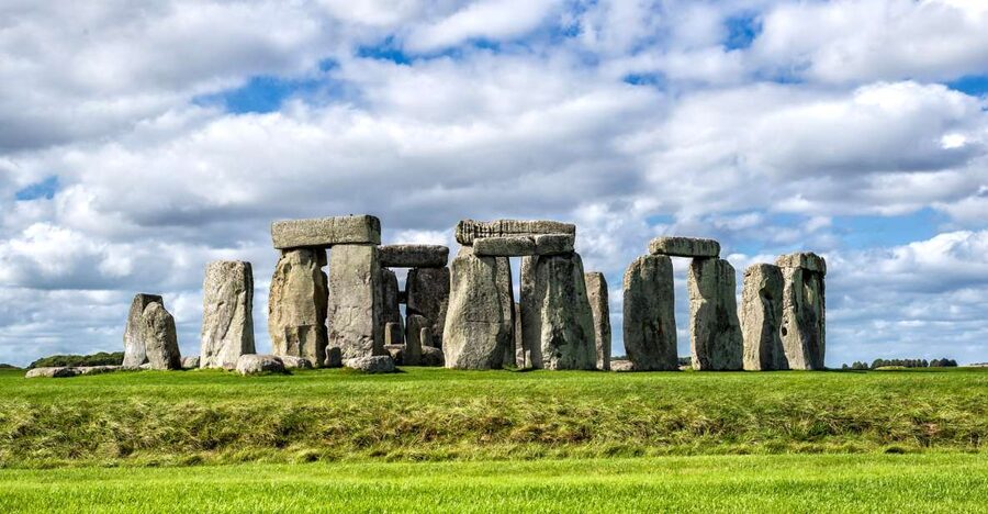 From London: Stonehenge Morning Day Trip with Admission - Why the 7:30 AM start matters at Stonehenge