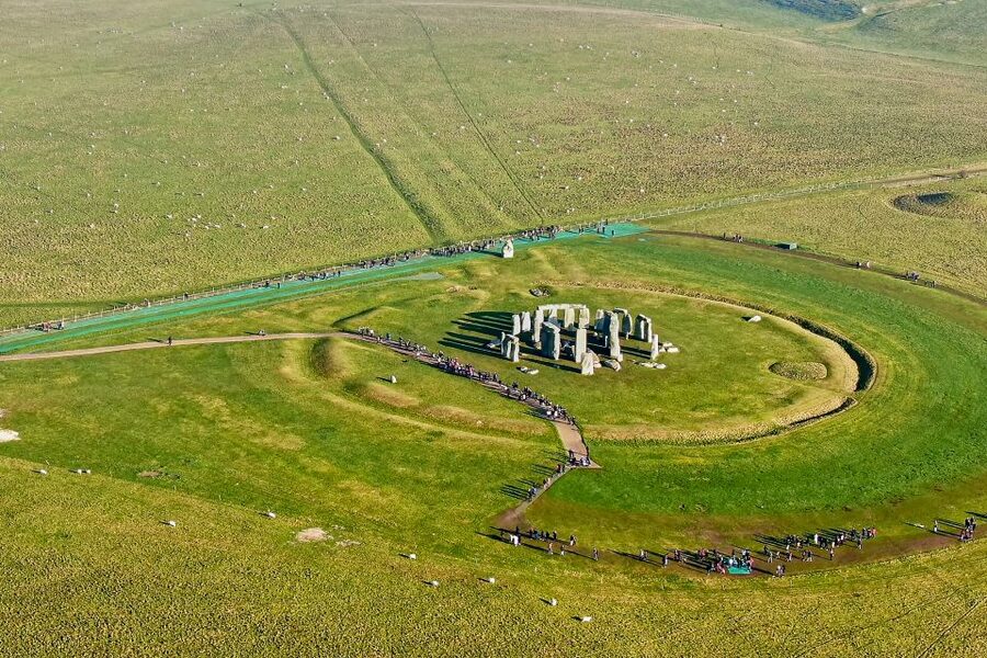 From London: Stonehenge Morning Day Trip with Admission - Meeting in South Kensington without a wrong turn