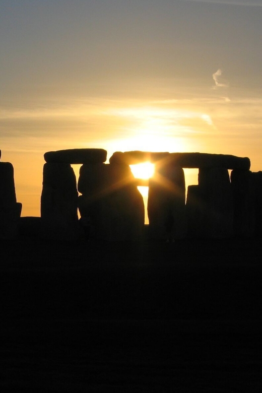 From London: Stonehenge Private Inner Circle Tour with Bath - Lacock and the George Inn stop
