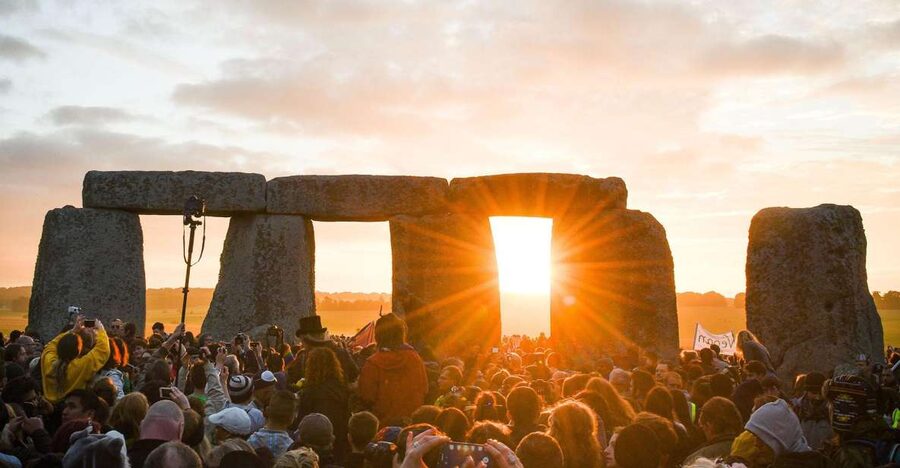 From London: Stonehenge Summer Solstice Sunrise Tour - Walking from the coach park to the stones