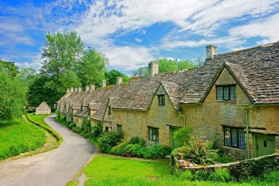 From London: The Cotswolds Day Trip with Lunch - Stow-on-the-Wold and the high market town