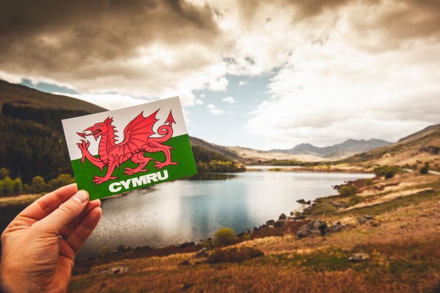 From London: Wales 5-Day Group Tour - Day One: Cotswold Villages to Aberystwyth