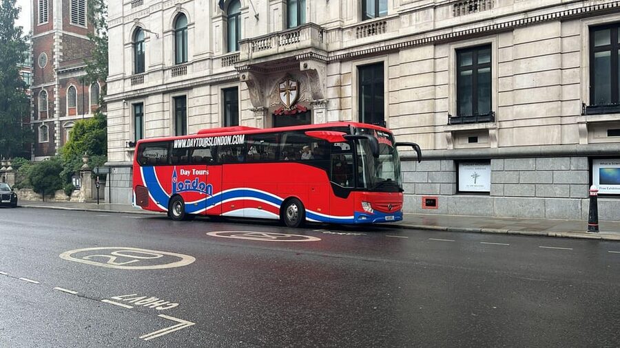 From London: White Cliffs of Dover and Canterbury Day Trip - Who will enjoy this outing most