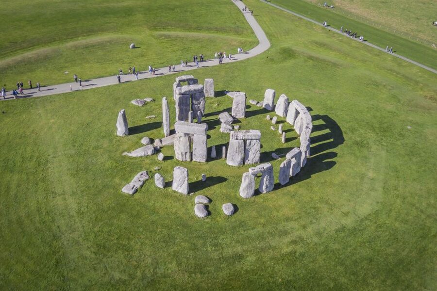 From London: Windsor, Oxford & Stonehenge Full-Day Trip - Stonehenge: mystery without the guesswork