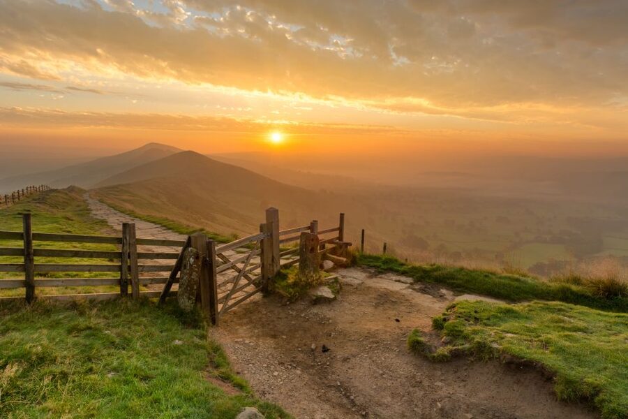 From Manchester: Derbyshire and Peak District Day Trip - Eyam and the village shaped by plague