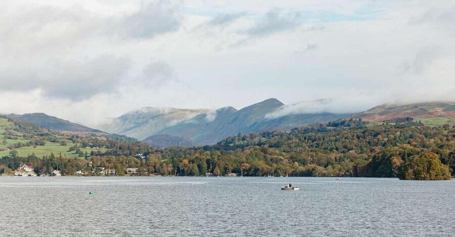 From Manchester: Lake District Bus Tour & Windermere Cruise - Why this day trip works from Manchester