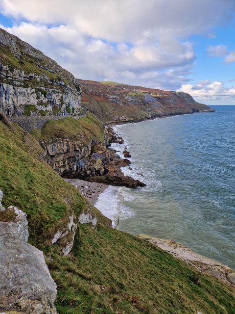 From Manchester: North Wales and Caernarfon Castle Day Trip - Snowdonia by minibus, with room for photographs