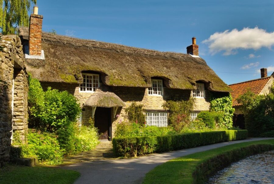 From Oxford: Cotswolds Towns and Villages Small Group Tour - Great Tew ends the day on a quieter note