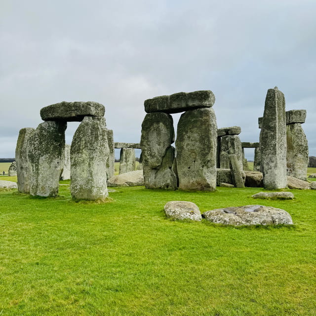 From Southampton: Stonehenge & Salisbury Private Day Trip - A Southampton Transfer That Doubles as a Sightseeing Day