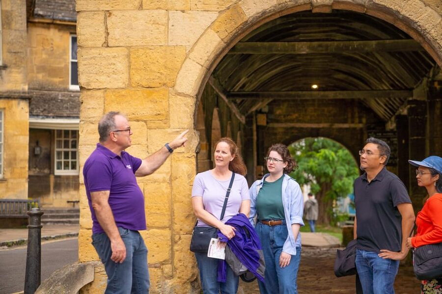 From Stratford-on-Avon/Moreton-in-Marsh: Cotswolds Day Tour - The minibus is a major part of the value