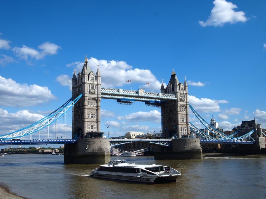 Full Day London Tour in a Private Vehicle with Admission - Windsor Castle and Hampton Court Palace