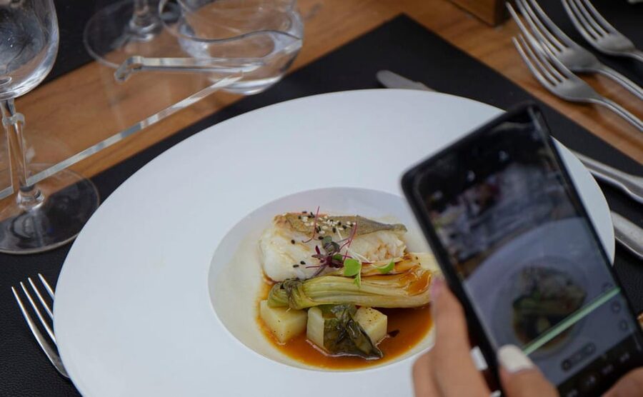 Gastronomic 6-course fine-dining dinner on Luxury London Bus - Is $242 good value?