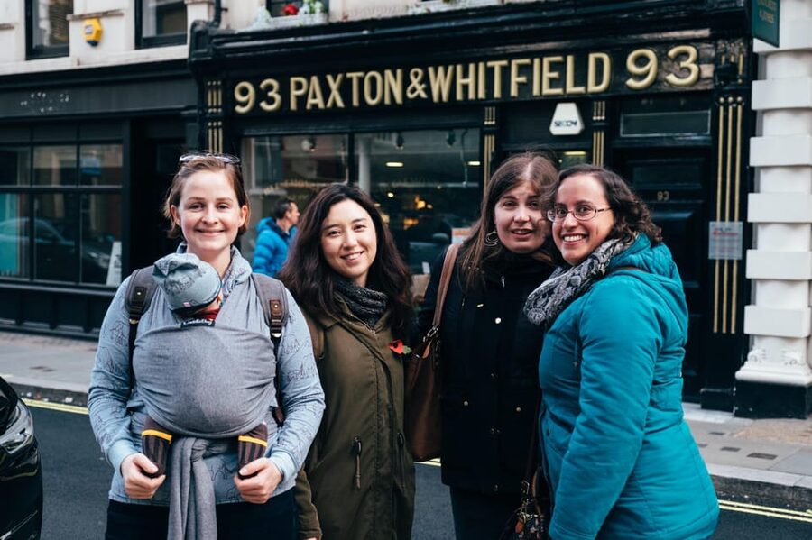 German London : The Ultimate Walking tour - Piccadilly Circus, then into Chinatown