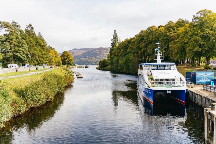 Glasgow: Loch Ness, Glencoe and Highlands Tour with Cruise - Rannoch Moor and the first view of Glencoe
