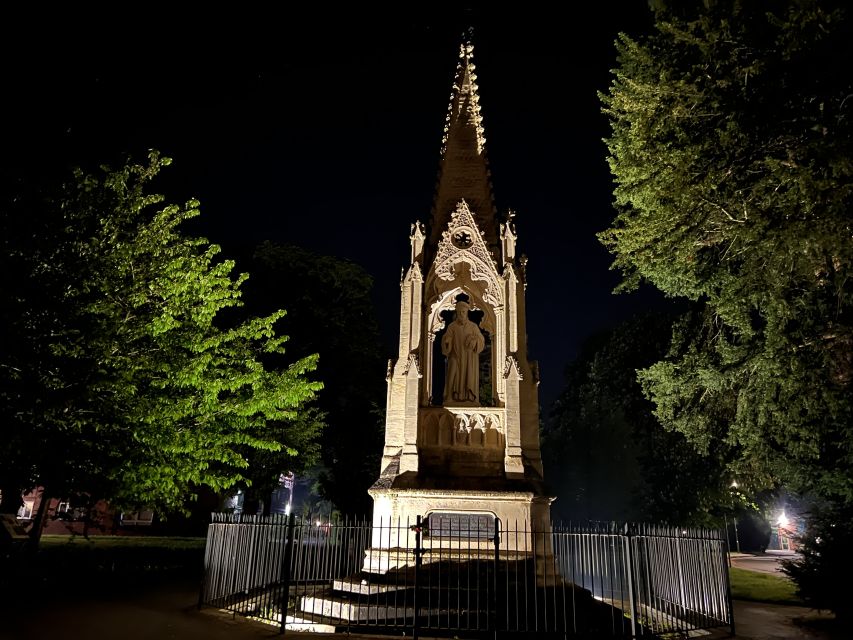 Gloucester: Ghost-Themed Guided Walking Tour - Key points at a glance
