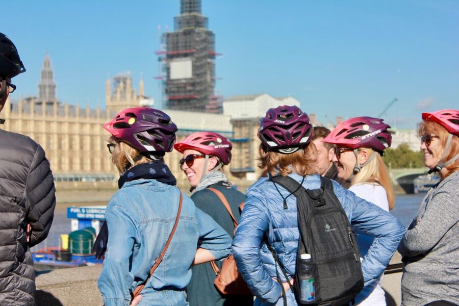 Grand London Half-Day Bicycle Tour - Chinatown, Covent Garden, and the street performers