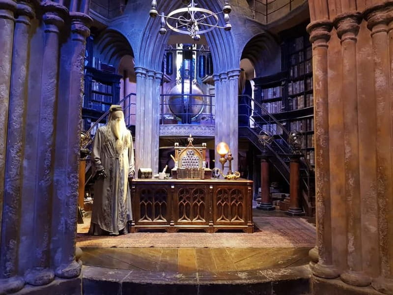 Harry Potter Studio Ticket & Tour of London Film Locations - Key points to know before booking