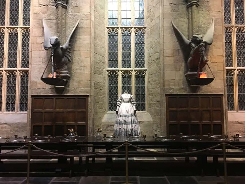 Harry Potter Studio Ticket & Tour of London Film Locations - Guides can make or break the walking portion