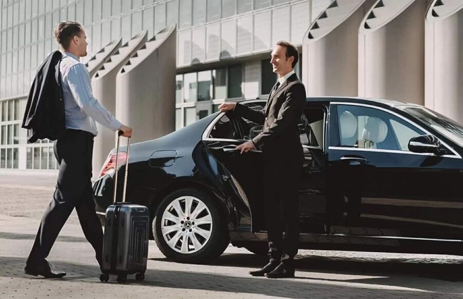 Heathrow to London taxi- Private, Comfortable Punctual. - From Heathrow arrivals to your London address
