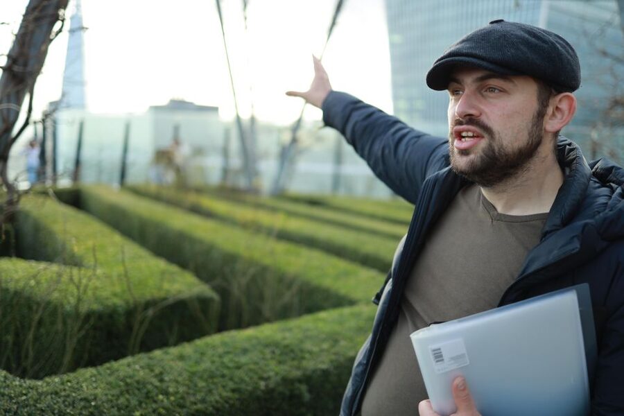 Hidden Gems Tour of the City of London - Guide Nick and the feel of the walk
