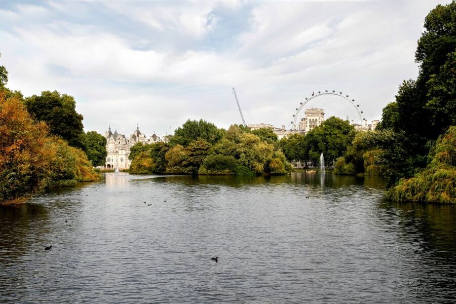 Highlights of Royal London Bike Tour (3 Hours) - Key points at a glance