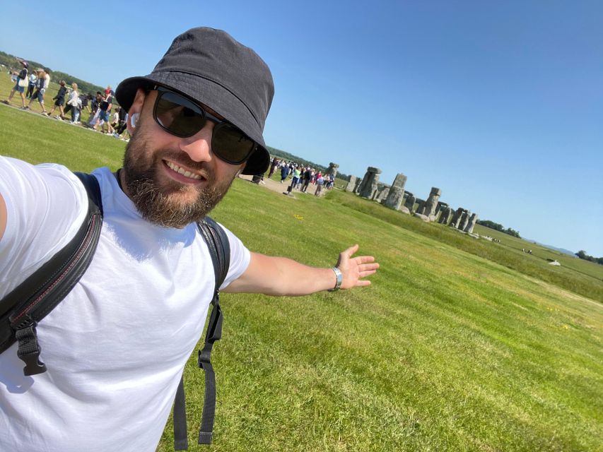 Individual trip to Stonehenge including pickup and drop off - The Salisbury Plain drive adds breathing room