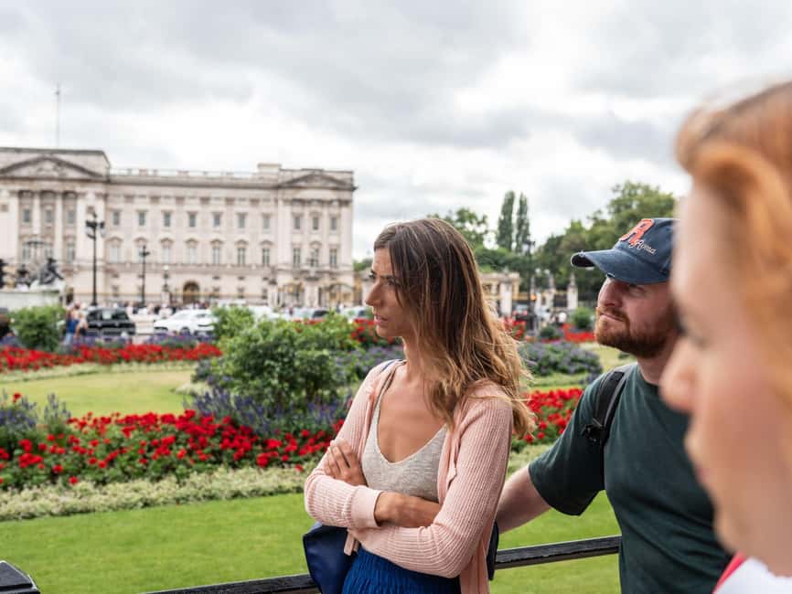 Inside Buckingham Palace & See The Westminster Sights Tour - Trafalgar Square and the route toward Whitehall