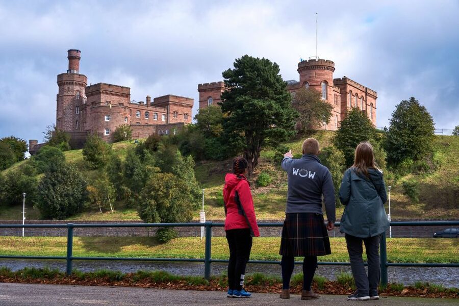 Invergordon: Highlands Guided Tour with Cawdor Castle Ticket - A smart one-day route from Invergordon