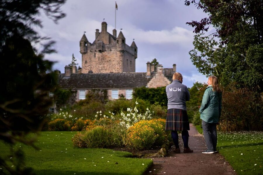 Invergordon: Highlands Guided Tour with Cawdor Castle Ticket - Who should book this Highlands outing?