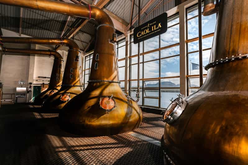 Islay: Caol Ila Whisky Distillery Tour & Tasting - Three drams and a cocktail in the bar
