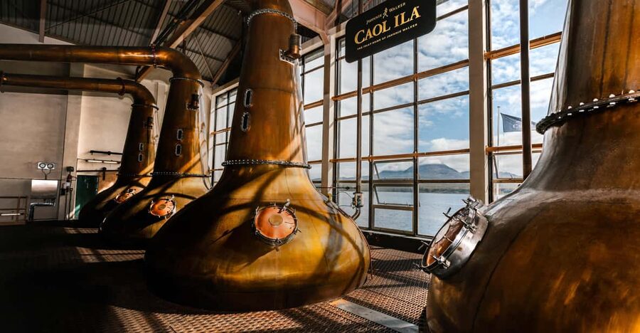 Islay: Caol Ila Whisky Distillery Tour & Tasting - Walking through the distillery in 90 minutes