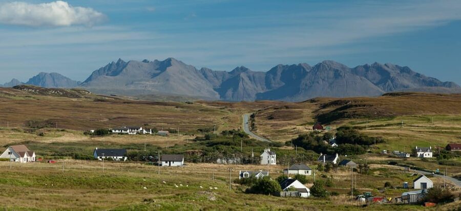Isle of Skye: Tour the highlights and hidden beauties. - Duntulm Castle and Skye’s harder past