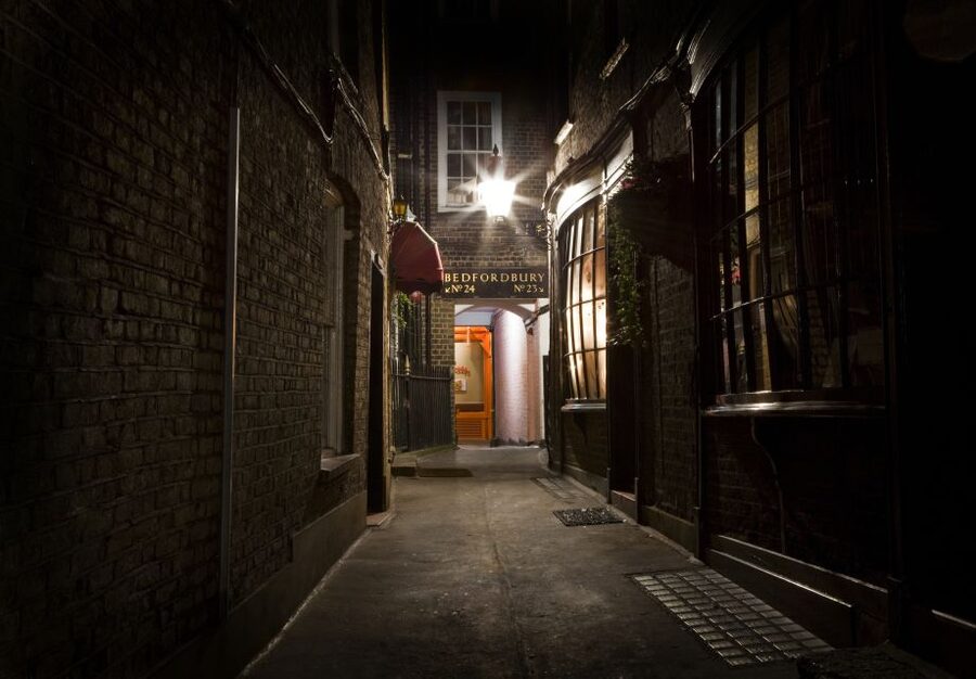 Jack The Ripper Tour in London's East End - The guides make the difference