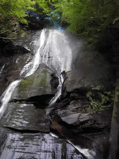 Join Splash White Water Rafting Canyoning Tour - Keltneyburn Falls gives you a real Highland adventure