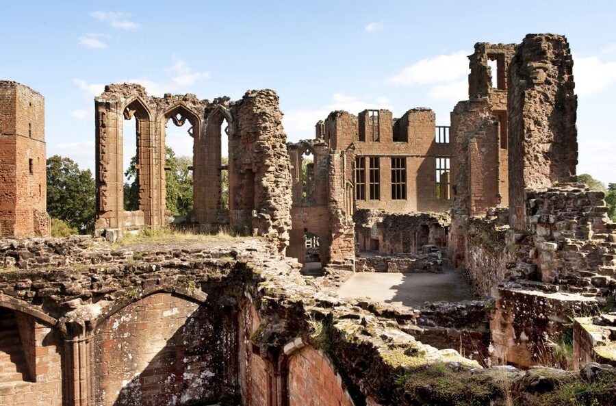 Kenilworth Castle and Elizabethan Garden Entry Ticket - Booking details that can save you trouble