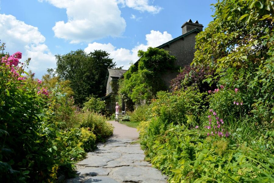 Lake District: Beatrix Potter Half-Day Tour - The Windermere boat cruise