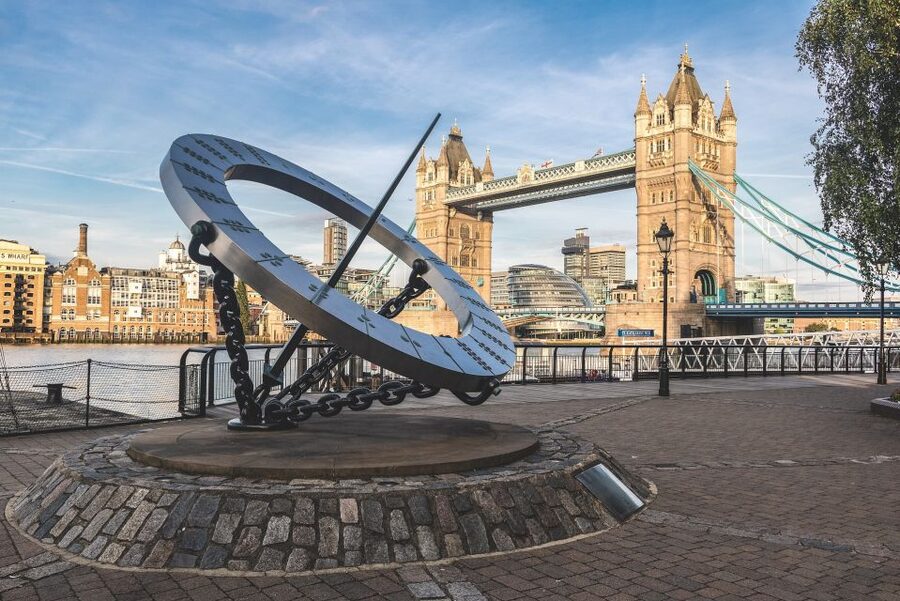 Layover London Private Tour from Heathrow Airport - What the private chauffeur adds