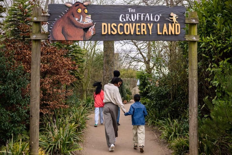 Leicestershire: Twycross Zoo Entry Ticket - A simple way to plan your day