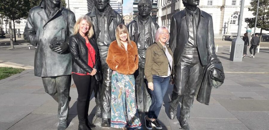 Liverpool: 2-hour Best of the Beatles Highlights Taxi Tour - Why a taxi is a smart way to see Beatles Liverpool