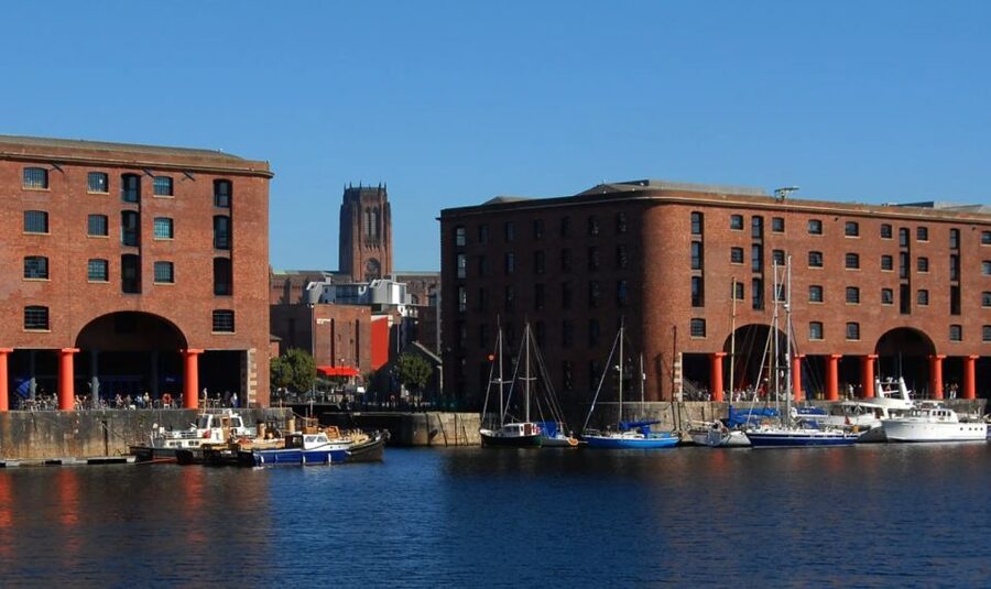 Liverpool: Best of Liverpool Sightseeing Private Taxi Tour - Castle Street and Liverpool’s civic center