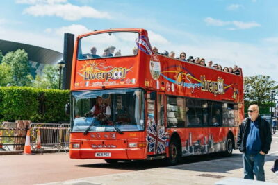 City & Beatles Tour with Live Guide & Live Music